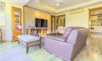 Imagem 6: Apartamento para venda possui 124 metros quadrados com 3 quartos em Petrópolis - Porto Ale