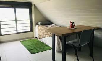 Imagem: Linda Kitnet no Pantanal (ao lado da UFSC)