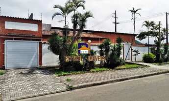 Imagem 2: Casa Ótima c/ 4 Dormitórios e Piscina ( Aceita Permuta em SP e Automóvel