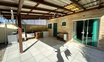 Imagem 5: Sobrado em amplo terreno de 385metros quadrados