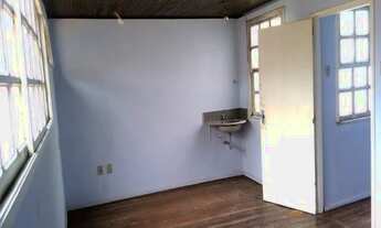 Imagem 7: SARÁTY ALUGA: Excelente casa comercial na Batista Campos