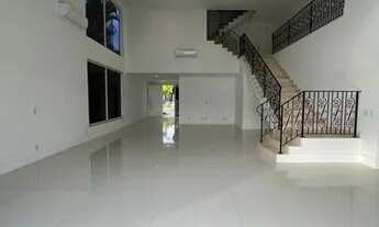 Imagem 4: Casa de condomínio para aluguel e venda tem 893 metros quadrados com 4 quartos