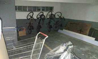 Imagem 2: SALA/QUARTO, Fundos, Sol da manhã, Silencioso no coração do Flamengo!