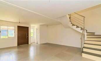 Imagem 5: Sobrado triplex com 3 dormitórios, sendo um suíte - venda por R$ 480.000 ou aluguel por R