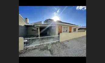 Imagem 2: Casa do meio Casa em condomínio com 2 dormitórios