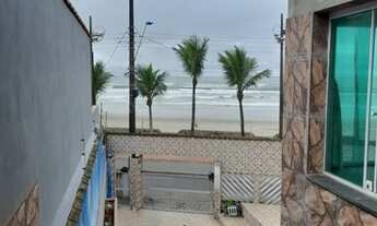 Imagem 2: Sobrado para venda tem 285 metros quadrados com 4 quartos em Itaóca - Mongaguá - SP