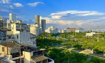 Imagem 2: Apartamento para venda possui 100 metros quadrados com 2 quartos em Glória - Rio de Janeir