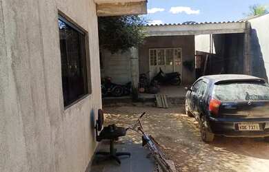 Imagem 2: Residencial Paraíso casa 2 quartos + sobrado lateral com 2 Aptºs 2 quartos R$ 215.000