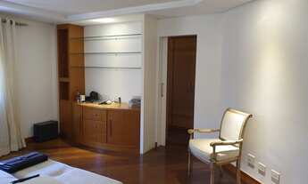 Imagem 5: Casa de condomínio para aluguel e venda possui 647 metros quadrados com 4 quartos