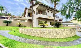 Imagem: Casa de alto padrão em um lindo Condomínio