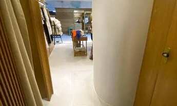 Imagem 5: Loja de roupas feminina