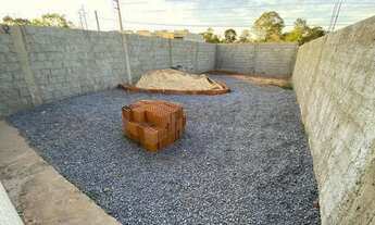 Imagem 2: Linda casa em laranja da terra