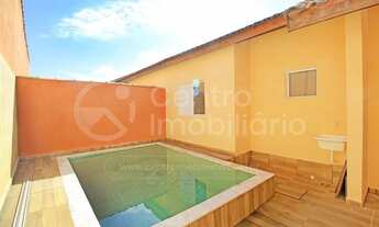 Imagem 2: CASA com piscina e 2 quartos em Itanhaém, no bairro Cibratel II