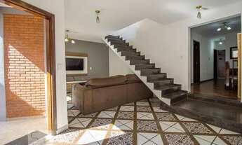 Imagem: Casa à Venda - Vila Jacuí, 3 Quartos