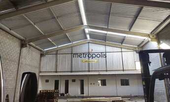 Imagem 2: Galpão para alugar, 695 m² por R$ 24.510,00/mês - Vila Lucinda - Santo André/SP