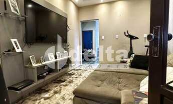 Imagem 5: Casa residencial disponível para locação e venda no bairro Tibery em Uberlândia-MG