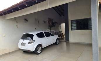 Imagem 2: Linda casa com área gourmet e piscina