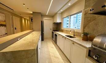 Imagem 4: Apartamento para locação anual do Ed Skyline no bairro Pioneiros - Balneário Camboriú - SC