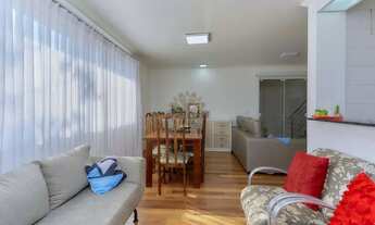 Imagem 4: Casa térrea em condomínio, semi mobiliada, com churrasqueira e amplo ático!