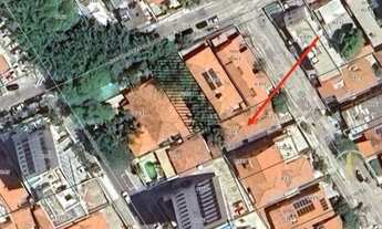 Imagem: Excelente terreno com casa, na Av. Umbuzeiro