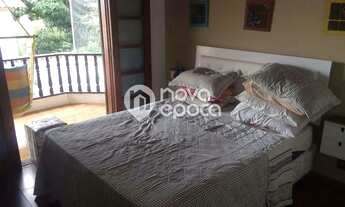 Imagem 7: Pitangueiras Casa em condomínio com 5 dormitórios