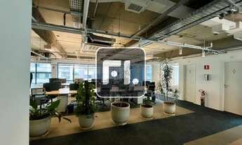 Imagem 5: Escritório para aluguel e venda possui 330 metros quadrados em Cerqueira César - São Paulo