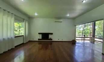 Imagem 5: Residência de alto potencial com 7 dormitórios, 4 suítes e 870 m² à venda por R$ 2.180.000