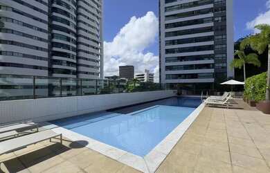 Imagem 2: Imóvel para aluguel possui 204 metros quadrados com 4 quartos em Monteiro - Recife - PE