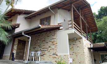 Imagem: Lindo imóvel no centro de Pomerode, possível