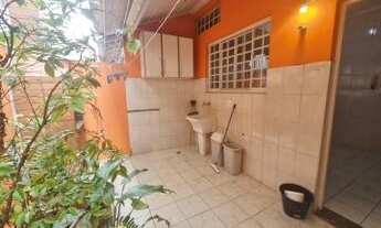 Imagem 4: Casa para aluguel tem 122 metros quadrados com 3 quartos