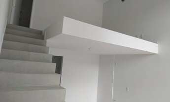 Imagem 5: Loft duplex para venda possui 51 metros quadrados com 1 quarto em Carvoeira - Florianópoli