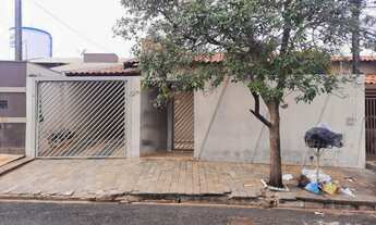 Imagem 1: Casa para venda com 170 metros quadrados com 4 quartos