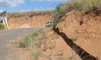 Imagem 5: Oportunidade , Excelente meio lote de esquina(Com projeto aprovado