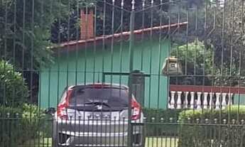 Imagem 3: Chácara para venda possui 250 metros quadrados com 3 quartos