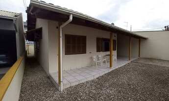 Imagem 3: Excelente imóvel apenas 500 metros da Praia no centro de Penha