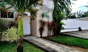 Imagem: ALUGO. João Pessoa. 02 quartos. 2o andar.Garagem