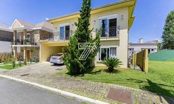 Imagem 2: Casa em condomínio fechado, com 4 suítes no bairro Santa Felicidade