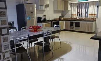 Imagem 2: Casa para venda possui 200 metros quadrados com 3 quartos em Centro - Bacabal - Maranhão