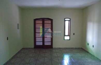 Imagem 2: Casa com 2 dormitórios - venda por R$ 850.000,00 ou aluguel por R$ 2.200,00/mês - Residenc