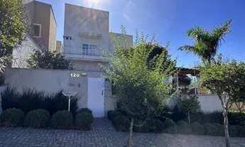 Imagem 2: Sobrado com 3 dormitórios à venda, 131 m² por R$ 690.000,00 - Contorno - Ponta Grossa/PR