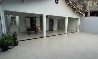 Imagem 3: Casa de lote inteiro, na primeira quadra em agenor de campos