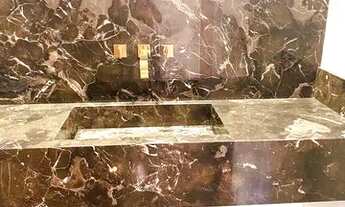 Imagem 2: Sobrado com excelente padrão de acabamento