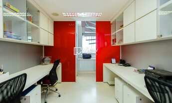 Imagem 3: Venha se encantar com esta linda sala comercial no coração do Bigorrilho!