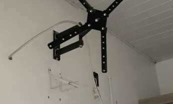 Imagem 5: Casa com Piscina em Residencial Fechado