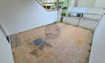 Imagem 3: Ótima casa com duas suítes e quintal no centro de Vargem Grande/RJ