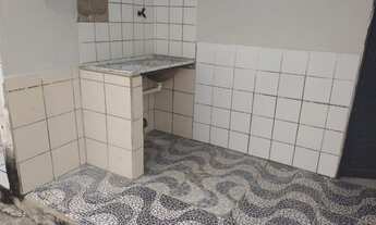 Imagem 6: Alugo Kitinete Quarto com aluguel por R$400 /mês