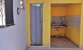 Imagem: Aluga-se kitnet 330,00