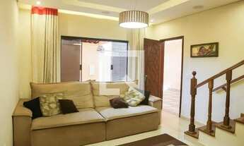 Imagem 2: Casa para Aluguel - Parque Bandeirante, 3 Quartos, 187 m2