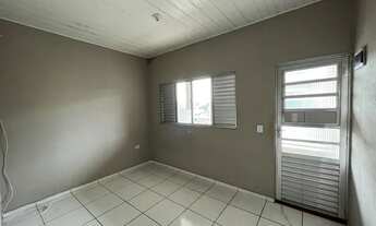 Imagem 2: Alugo casa R$450,00 Não independente e não tem garagem