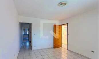 Imagem 4: Casa à Venda - Vila Cecília Maria, 4 Quartos, 220 m2